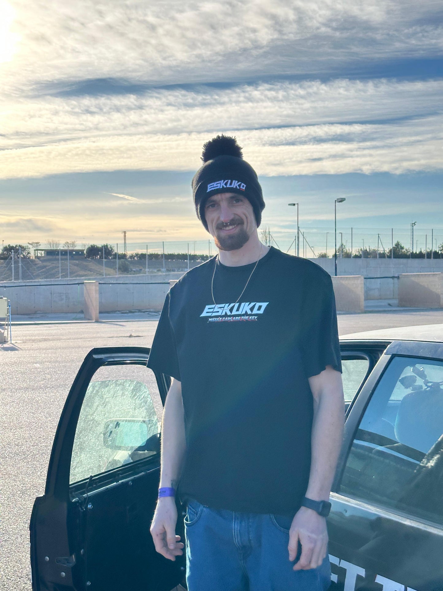 "MISSILE CARS ARE THE KEY" Premium T-Shirt